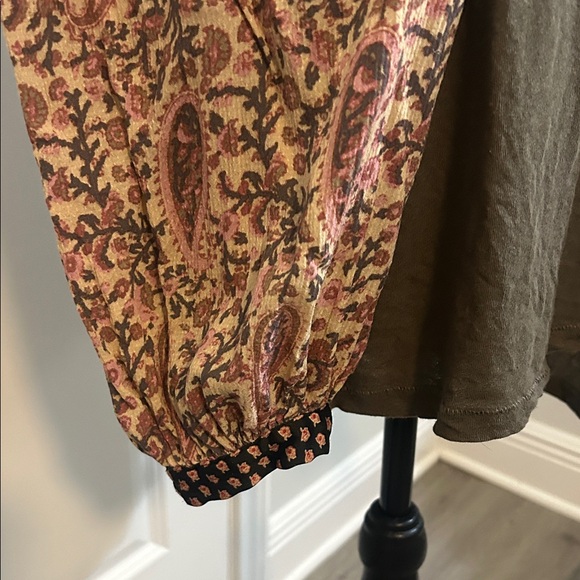 We The Free Olive Green Long Sleeve Top with Paisley Contrast Sleeves - Picture 4 of 6